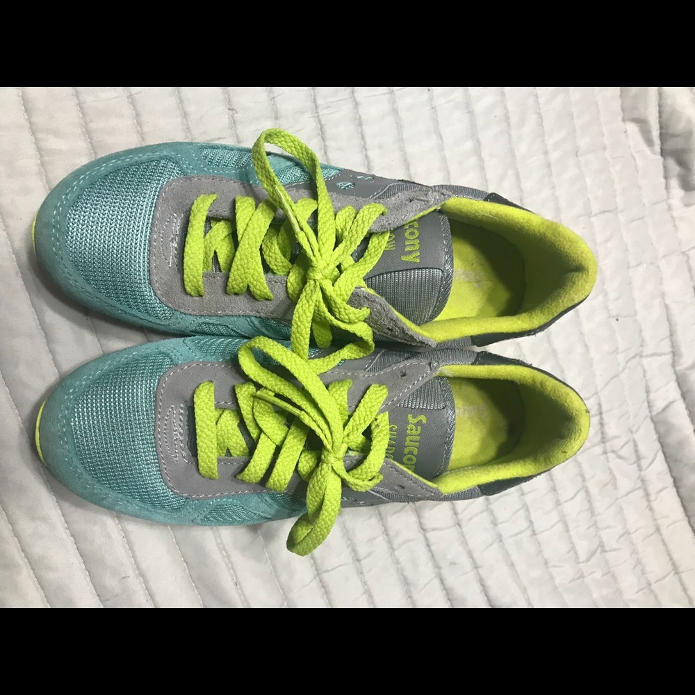 Saucony Shadow performance training shoes